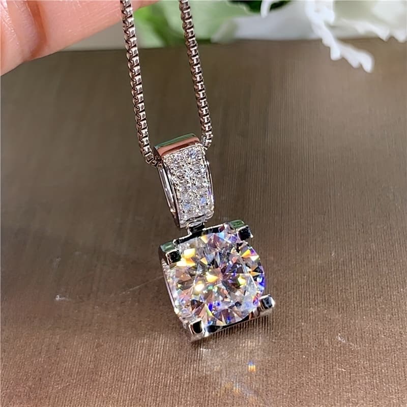 TEMU Women' Wear Necklace Easy Round Zirconia Pendant Necklace Women's Wedding Engagement Necklace