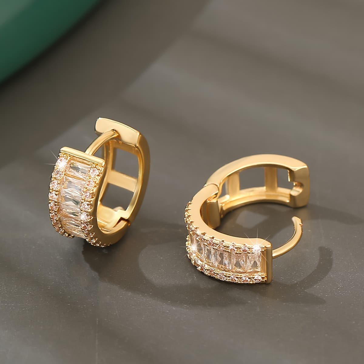 TEMU Elegant Copper Hoop Earrings With Sparkling Cubic Zirconia - Nickel-free, Perfect For Casual Attire & Gifting