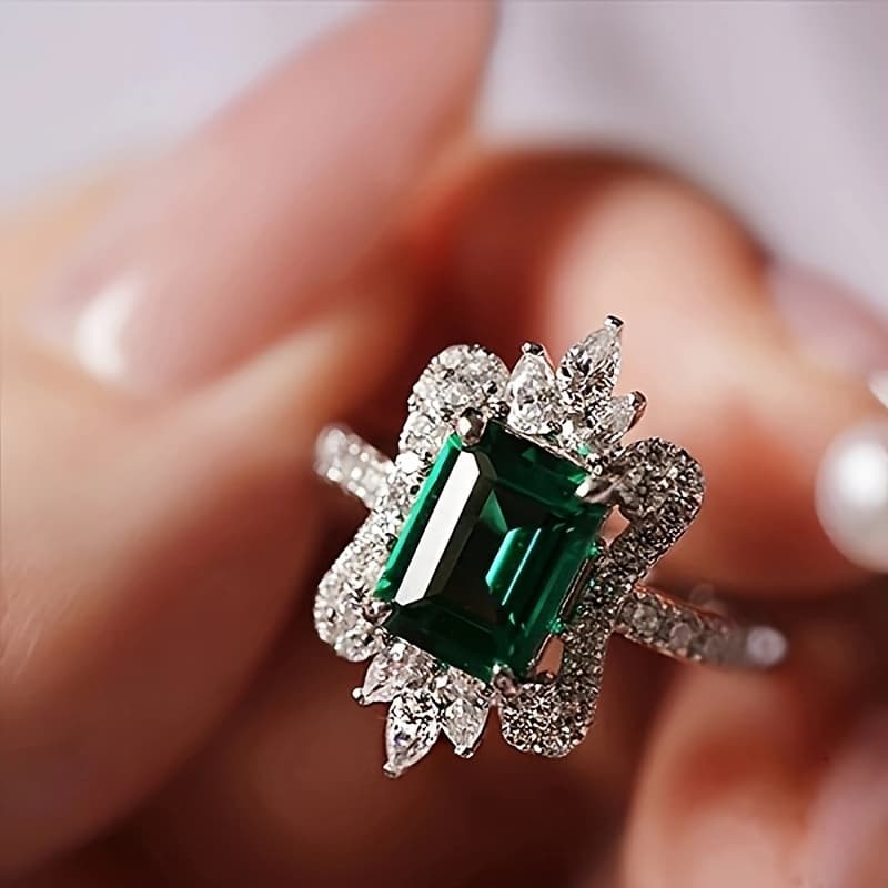 TEMU Court 4-claw Setting Green Synthetic Gemstone Ring Women's Engagement Wedding Band Daily Casual Accessory Ring Anniversary Gift ()