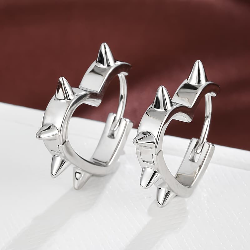 TEMU 1 Pair Of Exquisite Heart-shaped Stud Earrings For Women