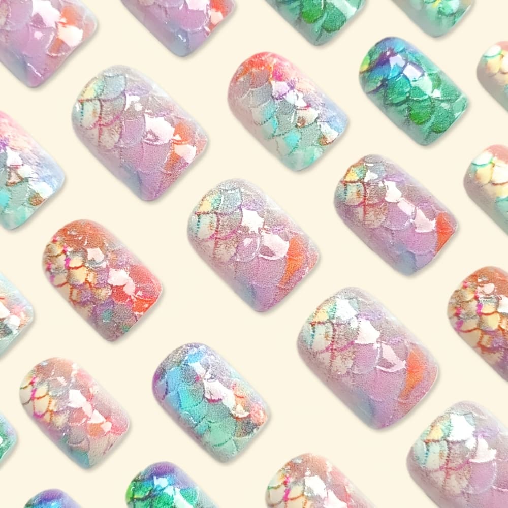 TEMU 24pcs Short Square Press On Nails Glossy Nails Mixed Fake Nails With Gradient Fish Scale Pattern Artificial Reusable False Nails For Women And