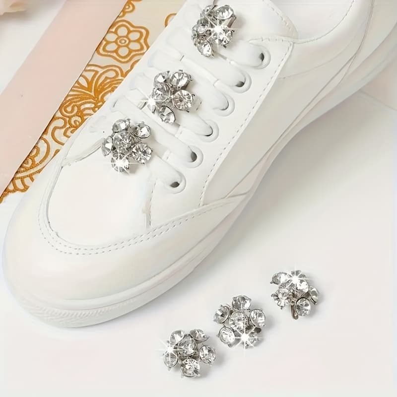 TEMU A Set Of 6 Stylish Golden Shoe Accessories With Sparkling Diamond Design. Zinc Alloy Golden Suitable For Sports Shoes And Canvas Shoes.