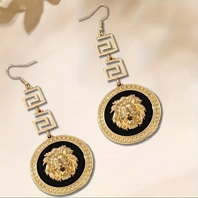 TEMU A Pair Of Hollow Earrings For Women, Classic Retro Design, Plated With, Very Suitable For Daily And Party Wear, And A Gift.