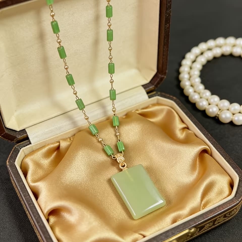 TEMU Elegant Green Pendant Necklace - Minimalist Everyday Jewelry For Teenager, Perfect Christmas Gift, Everyday Chic, Everyday Jewelry, For Teenager