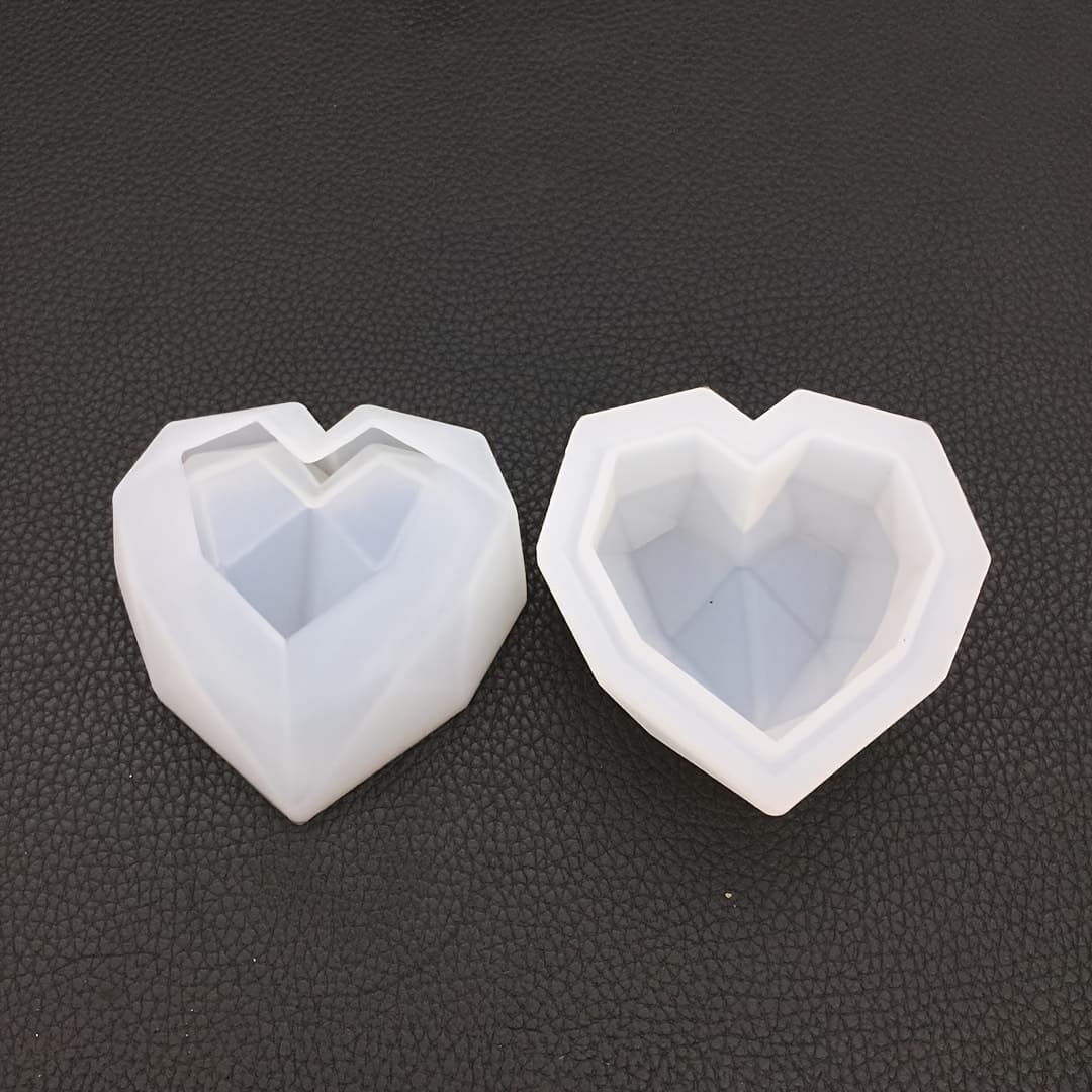 TEMU 2pcs/set Heart Storage Box Silicone Mold, Plaster Mold, Heart Storage Box, Silicone Jewelry Box Mold For Plaster, Concrete, Cement, Clay Container Mold, Heart Silicone Mold