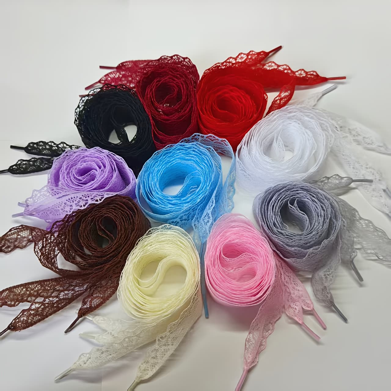 TEMU 10 Pairs Elegant Floral Lace Shoelaces - Lightweight Hollow-out With Cute Flower Patterns, Compatible For Sneakers,, Casual Shoes - Polyester-spandex Replacement Laces (10) For & S