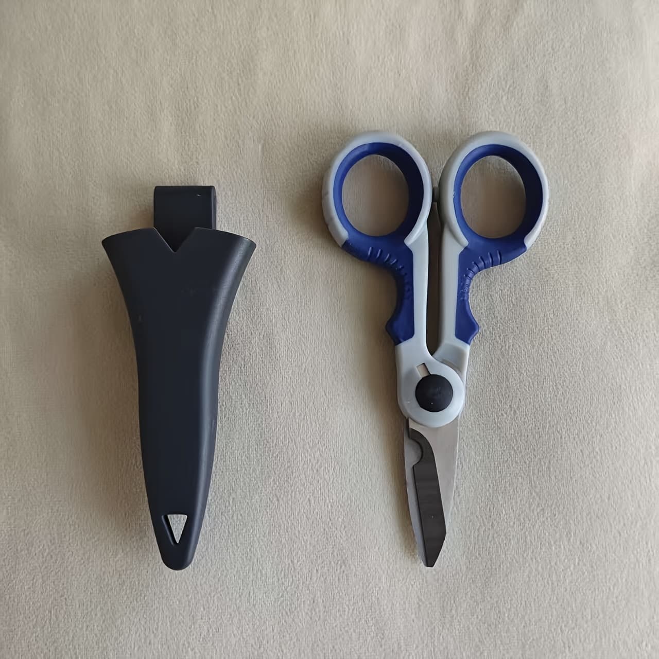TEMU 2pcs Set Of Heavy-duty Cable Clamp And Electrician Scissors, Anti-slip Manual Wire Stripper, Household Scissors (with Scissors Sheath) Suitable For Tool Room, Handmade