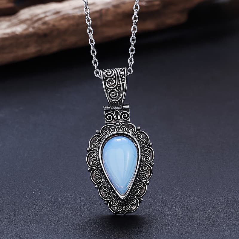 TEMU A Vintage Ethnic Style Teardrop-shaped Pendant Necklace, A Unique And Fashionable Jewelry Accessory Gift For Women