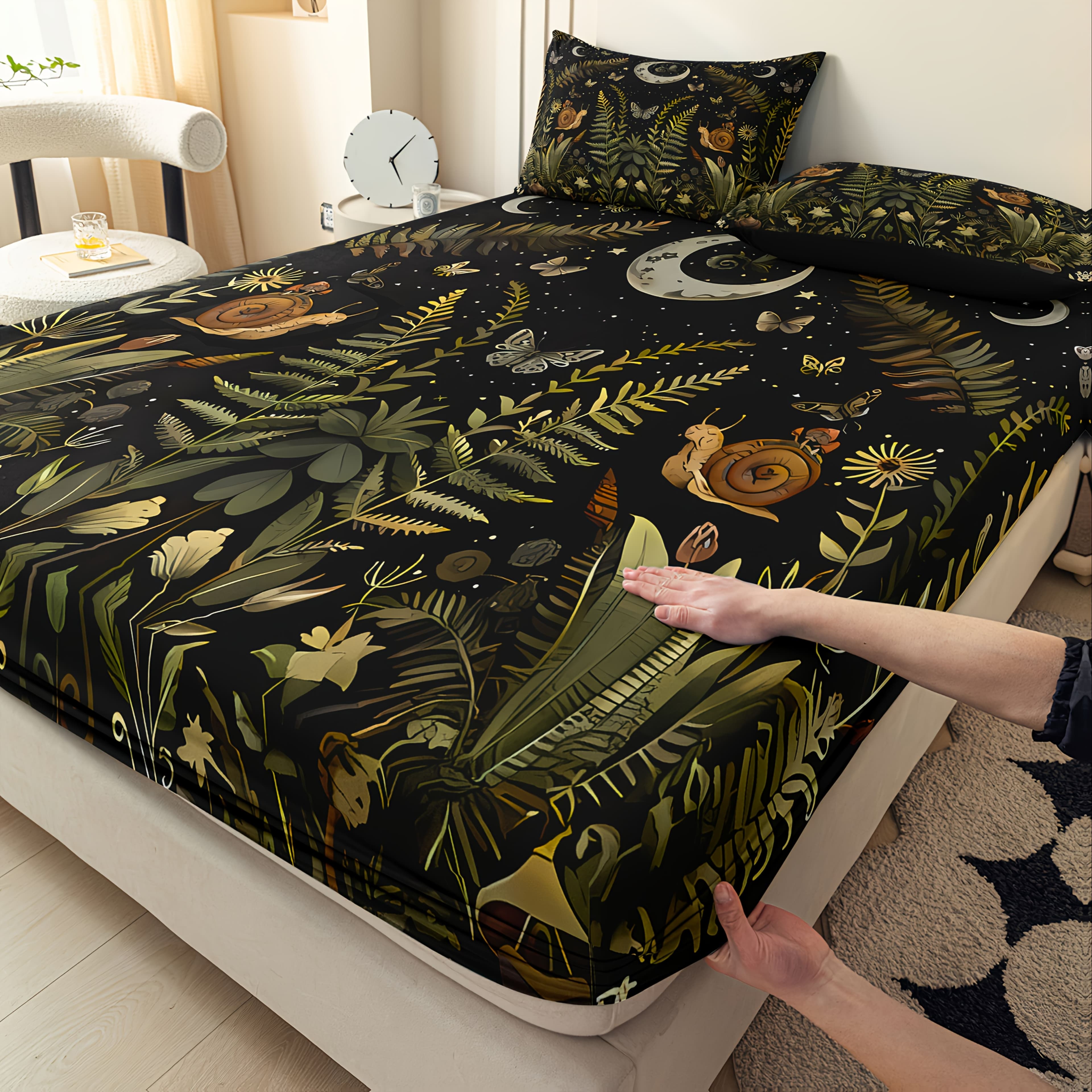 TEMU 3pcs Bedding Featuring A Theme, Including 1 Flat Sheet And 2 Pillowcases. Made From Soft And Breathable Polyester, It Showcases Tropical Floral And Animal Patterns