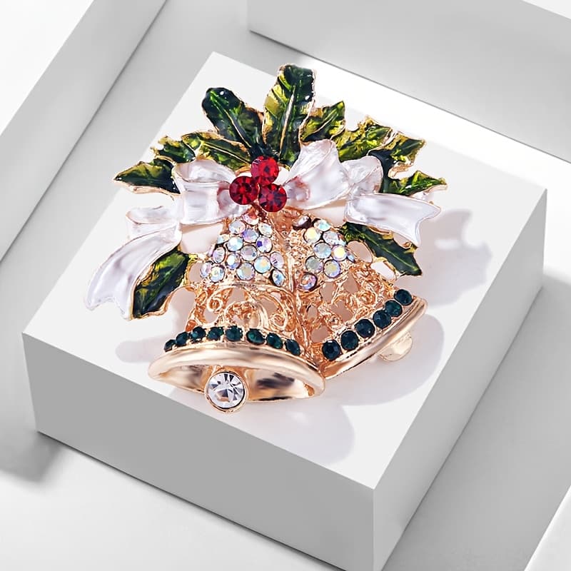 TEMU 1pc, Delicate Fresh Christmas Brooch, Exquisite Alloy Lapel Pin, For Party Supplies Clothing Bag Decors Jewelry Gift Suitable For Men And Women.