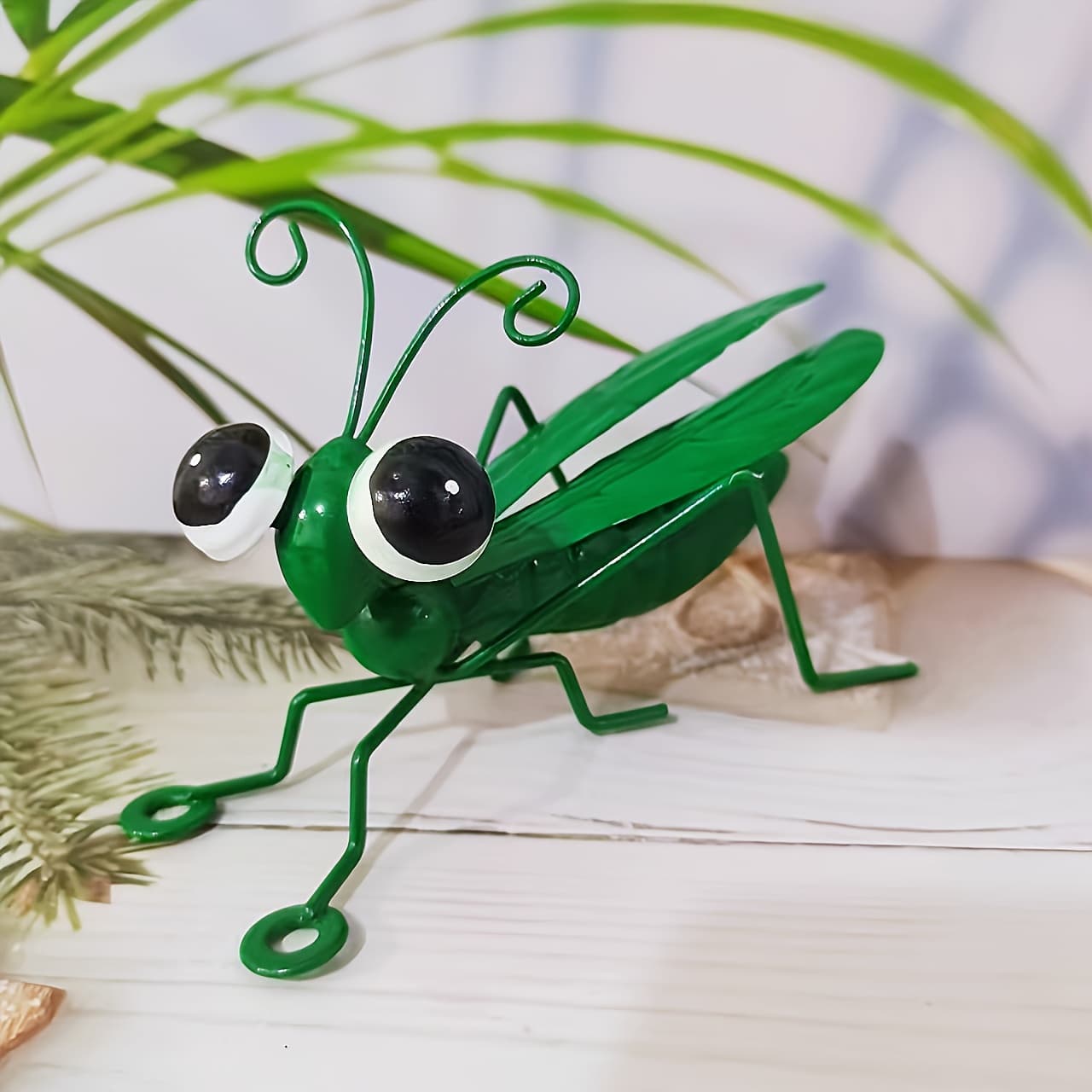 TEMU 1pc Decoration Small Grasshopper, Garden Decoration, Yard Decoration, Fence Decoration, Flower Pot Decoration, Great Gift