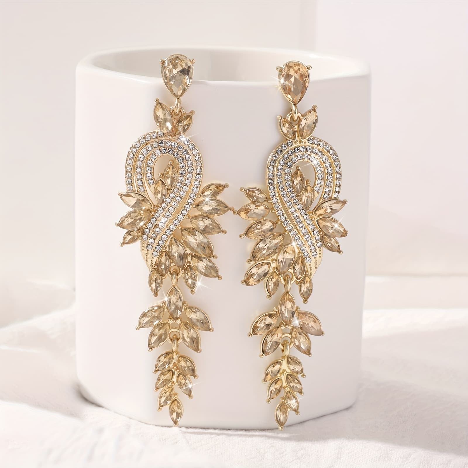 TEMU 1 Pair Of Exaggerated Note-shaped Earrings, Drop-shaped Leaf-shaped Earrings, Long Earrings, Suitable For Occasions Such As Work, Dating, And