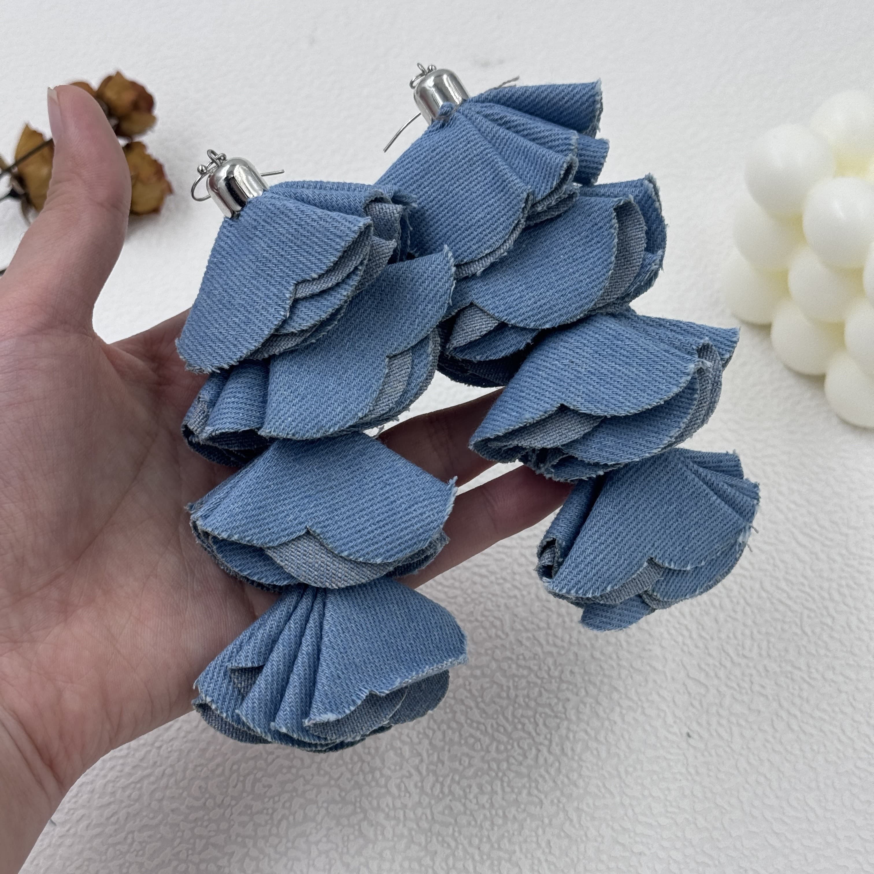 TEMU 1 Pair Women's Dangle Earrings Flower Shape Bohemian Handmade Denim Material Earrings For Women' Party