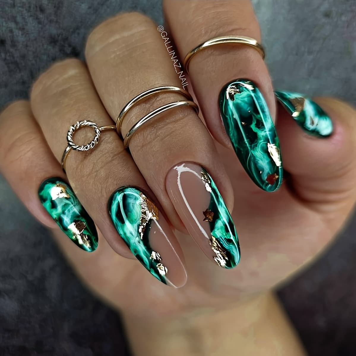 TEMU 24 Medium-sized Almond Fake Nails, Spice Wind Dark Green Simi Dye Marble Wearing Nail Design, Glow Removable Fake Nail