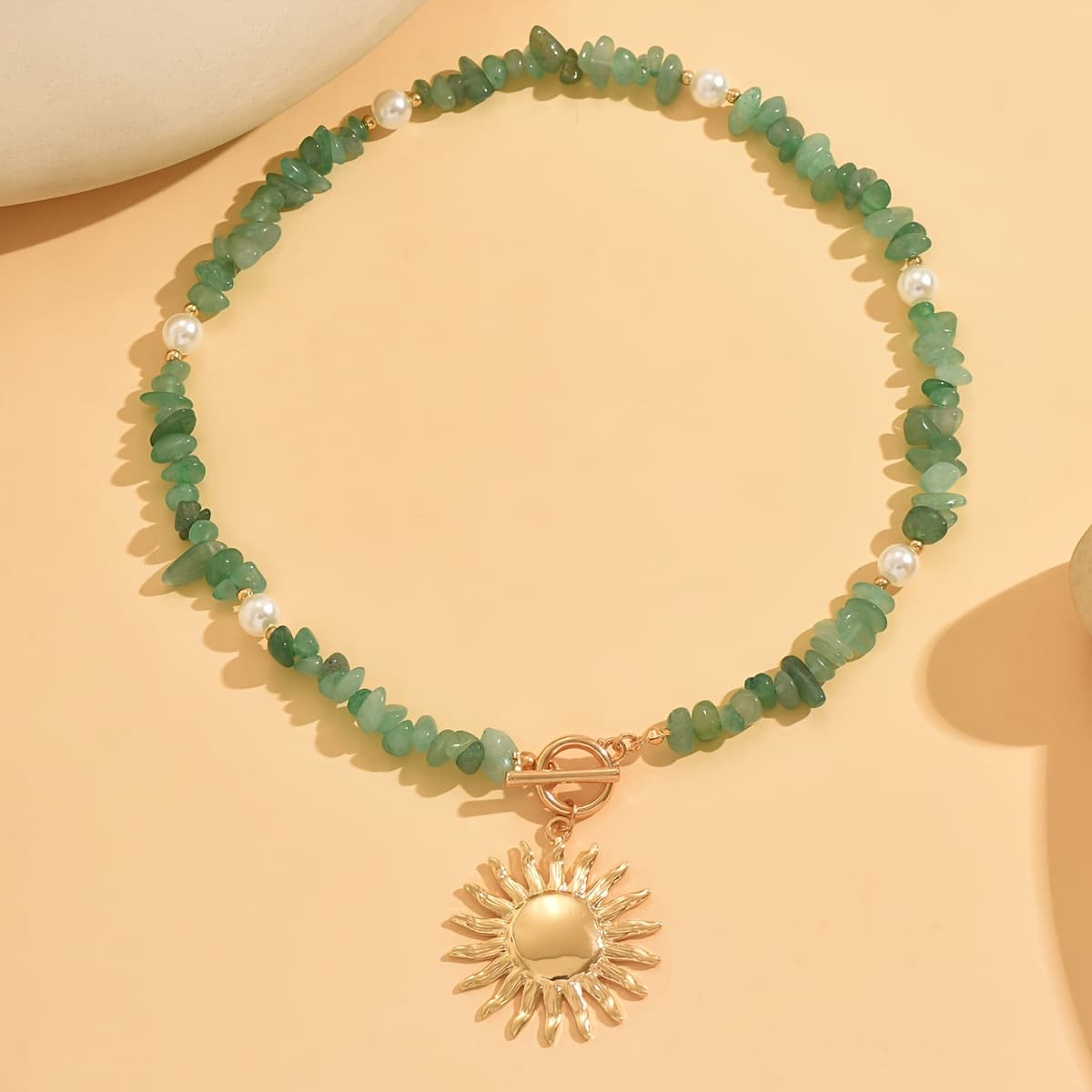 TEMU Crushed Stone Beaded Necklace With Pendant, Women's Necklace, Trendy And Versatile, Personalized Collarbone Chain, Suitable For Everyday Wear And Dating Or Party Outfits. Number Of Stones Random