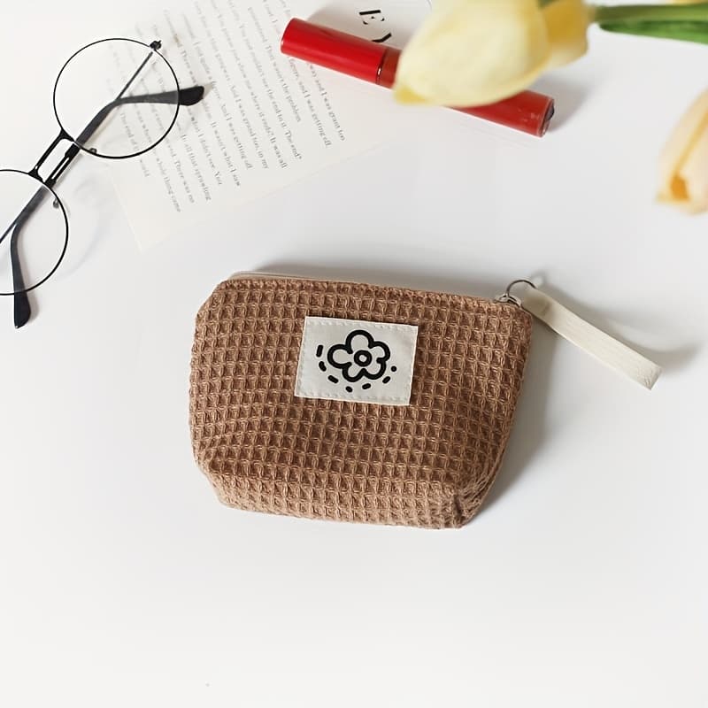 TEMU Adorable Compact Wallet Featuring A , Perfect For Travel And Storing Cosmetics