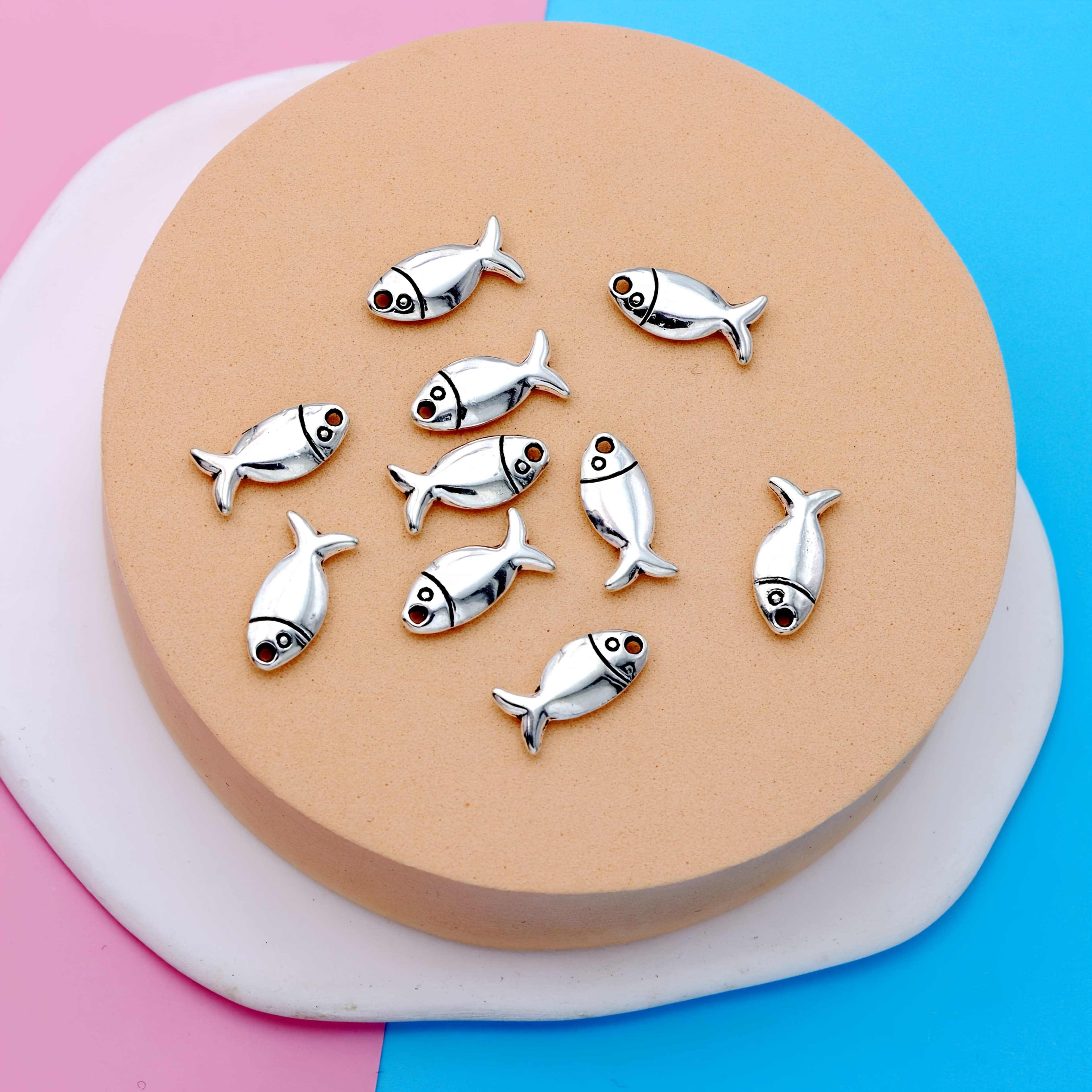 TEMU Set Of 10 Fish-shaped Charms With Tibetan Silvery Plating, Ideal For Jewelry, Including Handmade Crafts Like Necklaces And Earrings