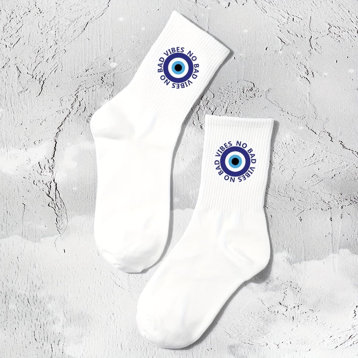 TEMU 1 Pair Of Women's Letter Mid-tube Socks Eye Versatile Trendy Sports Stockings