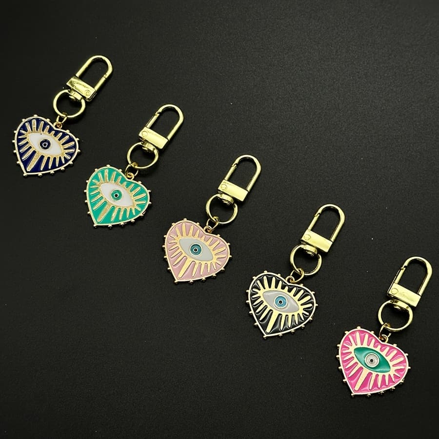 TEMU 5pcs Of European And American Creative Heart Keychain Pendants, Unique Bag Additions, Greeting Card Decorations, Couple Keychains, Small Gifts