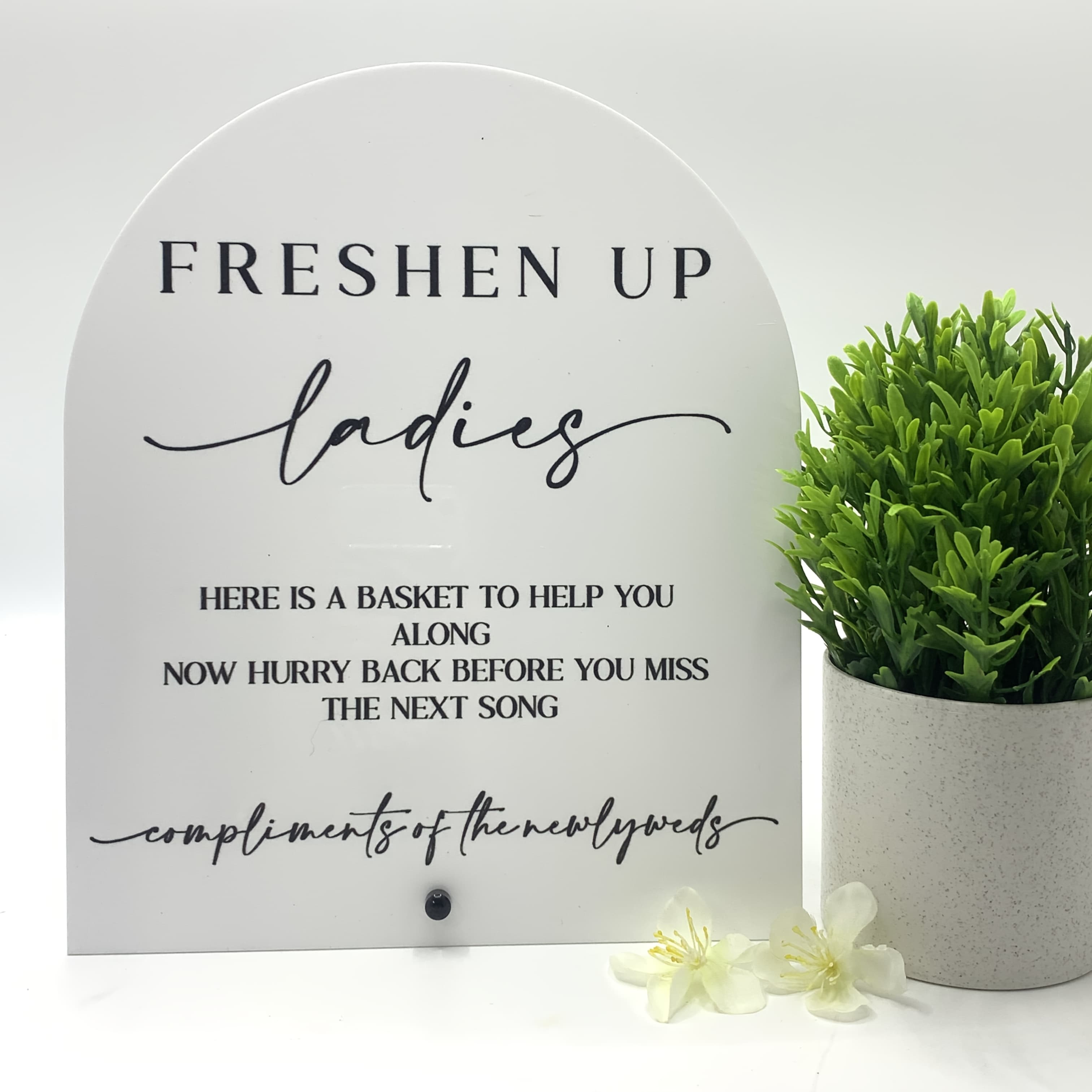 TEMU Sign, Wedding Bathroom Basket Sign, Bathroom Sign, Wedding Toiletries Sign, Wedding Toilet Basket Sign Table Decoration Sign For Event Party Celebration