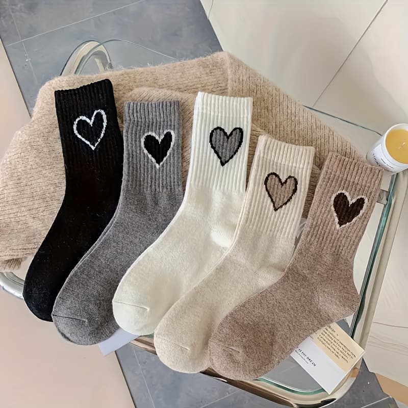 TEMU 5 Pairs Of Women's Large Heart Midtube Socks, , All Kinds Of Senior Socks, Suitable For Outdoor Leisure Sports Socks, Gift Socks.