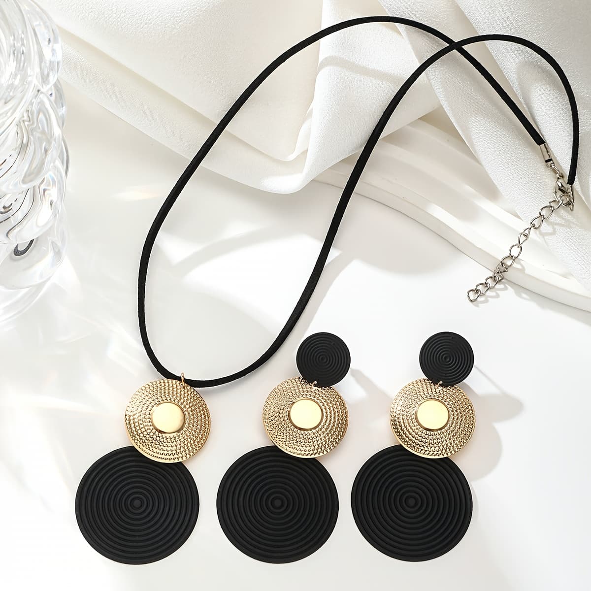 TEMU 2pcs Earrings + 1 Necklace Set, Women's Fashion Jewelry, Elegant And Minimalist Style, Suitable For Daily Wear, Versatile Party Gift Accessories