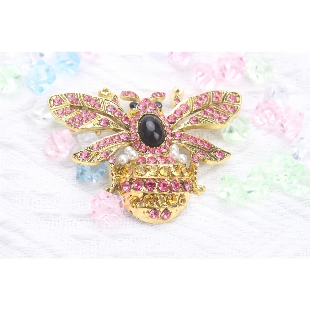 TEMU Vintage Jewelry: Bee Animal Cute And Sweet Insect Accessory With Chest