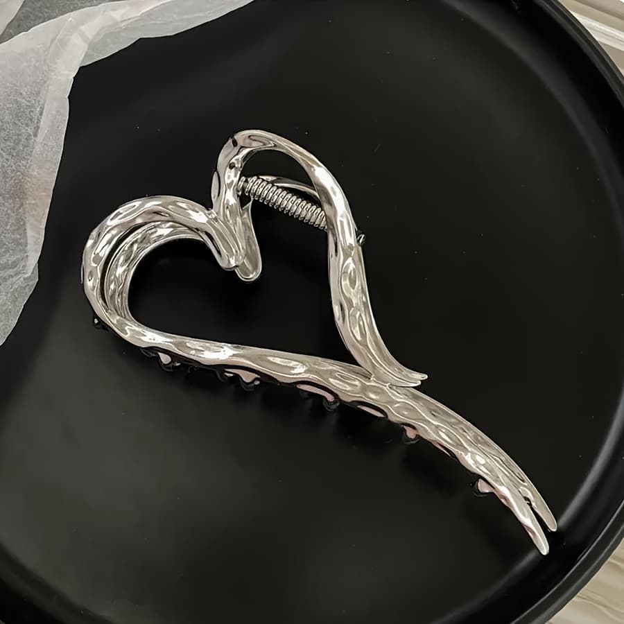 TEMU 1pc Alloy Hollow Heart Hair Claw, Easy To Open And , Essential For Daily Use Or Parties, High Volume Updos, Liquid Texture Design, Simple Yet Sophisticated Trendy Accessory