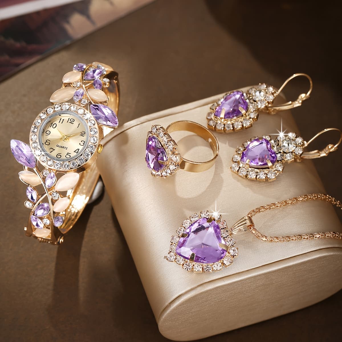 TEMU Ladies' Personality Luxury Bracelet Quartz Watch Fashion Festive Party Watch Women's Model + 4pcs Set Jewelry Set