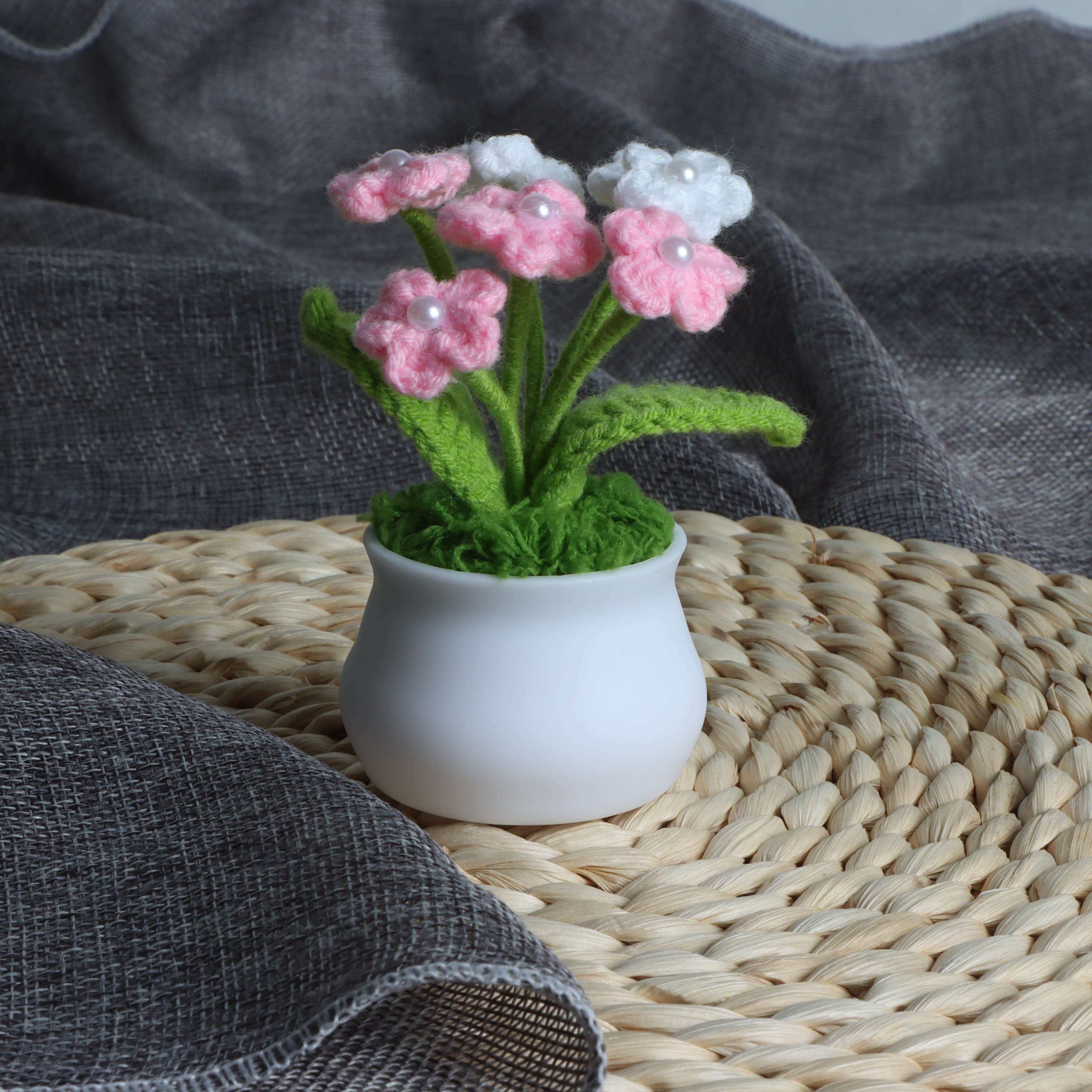 TEMU A Knitted Crochet '-me-not' Potted Plant, Perfect As A Gift For A Wife, Girlfriend, Or Any Woman, Featuring Handmade Crochet Flowers For Decorating The Office Or Home