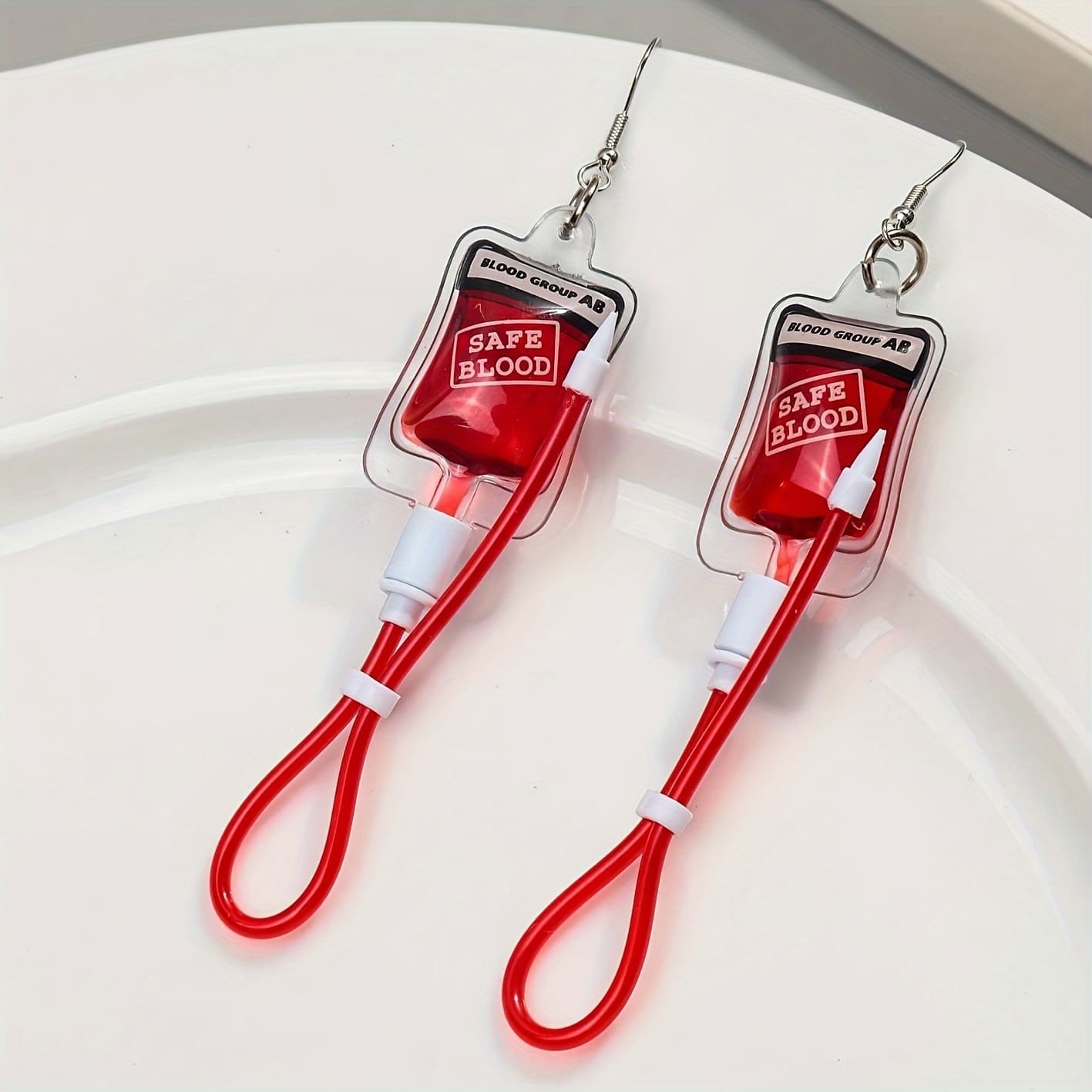 TEMU 1 Pair Gothic-inspired Bag Earrings For Women - Halloween Party Accessory With Stainless Steel Hooks, Resin Material, Wear, Halloween Costumes