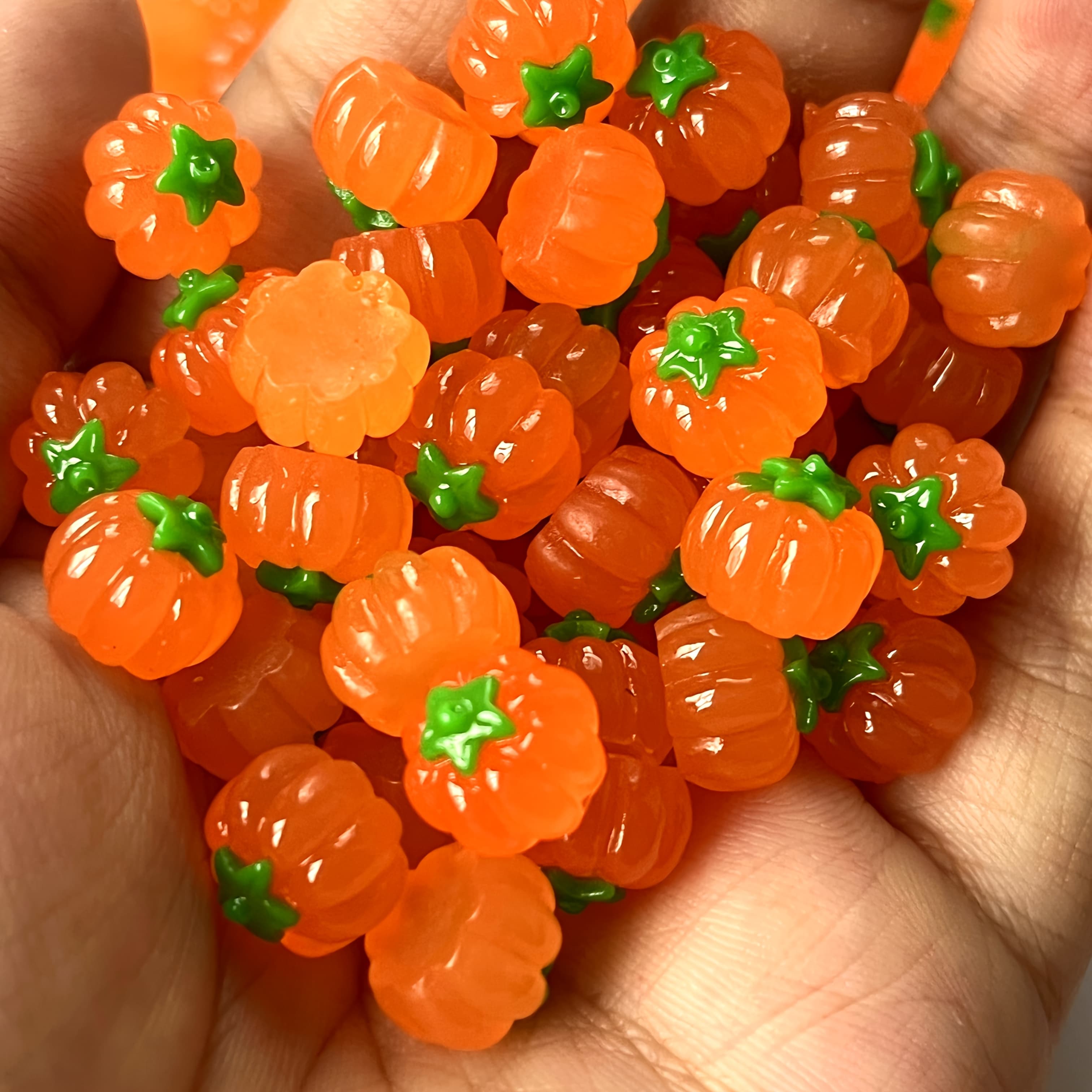 TEMU 50 Small Pumpkin Resin Additions For Crafting Jewelry, Earrings, And Nail Art - Ideal For Halloween Decor And Dollhouse Items, For Halloween Additions