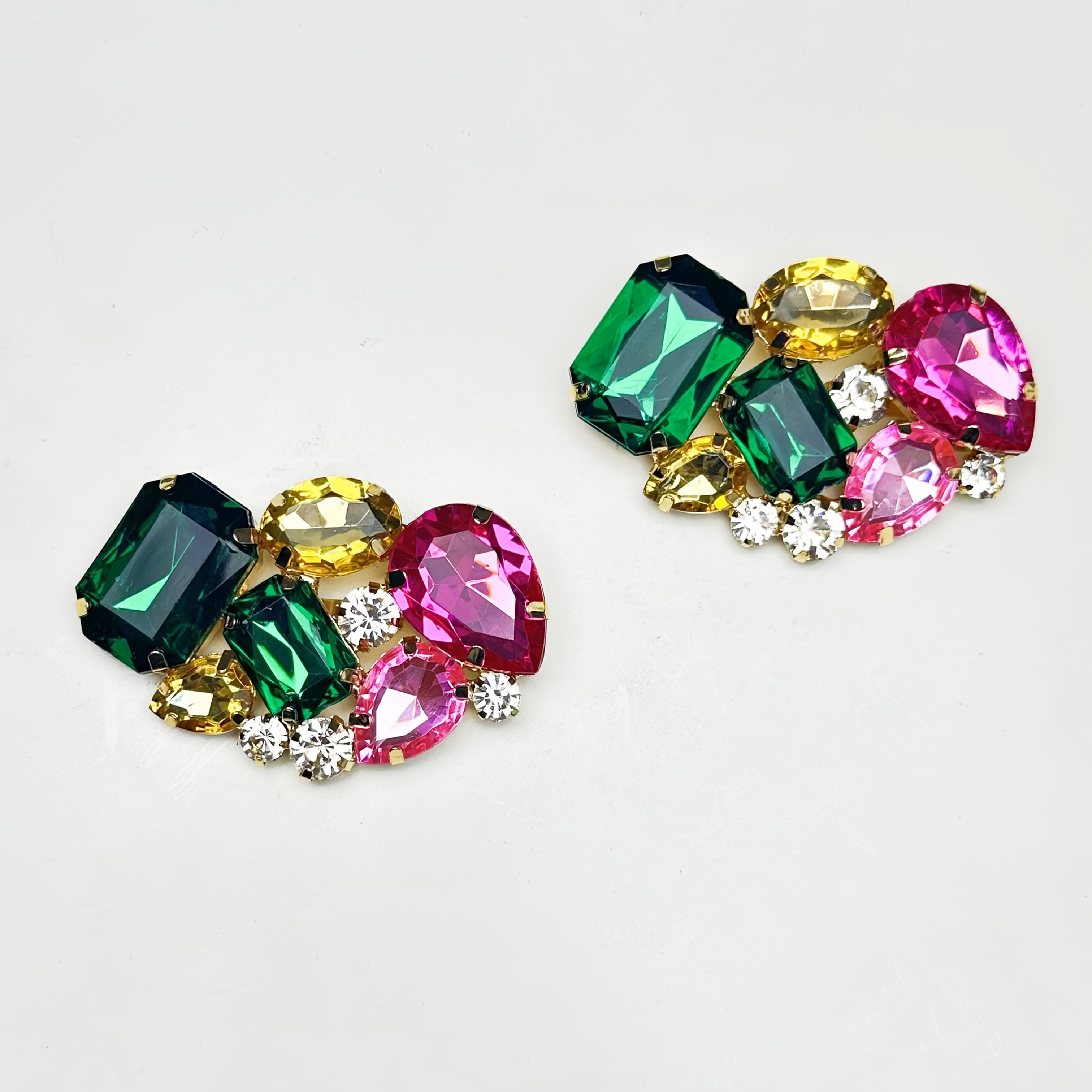 TEMU 2pcs Sparkling Colorful Acrylic Shoe Charm, Removable Sneaker And Sandal Decoration, Shoelace Accessory