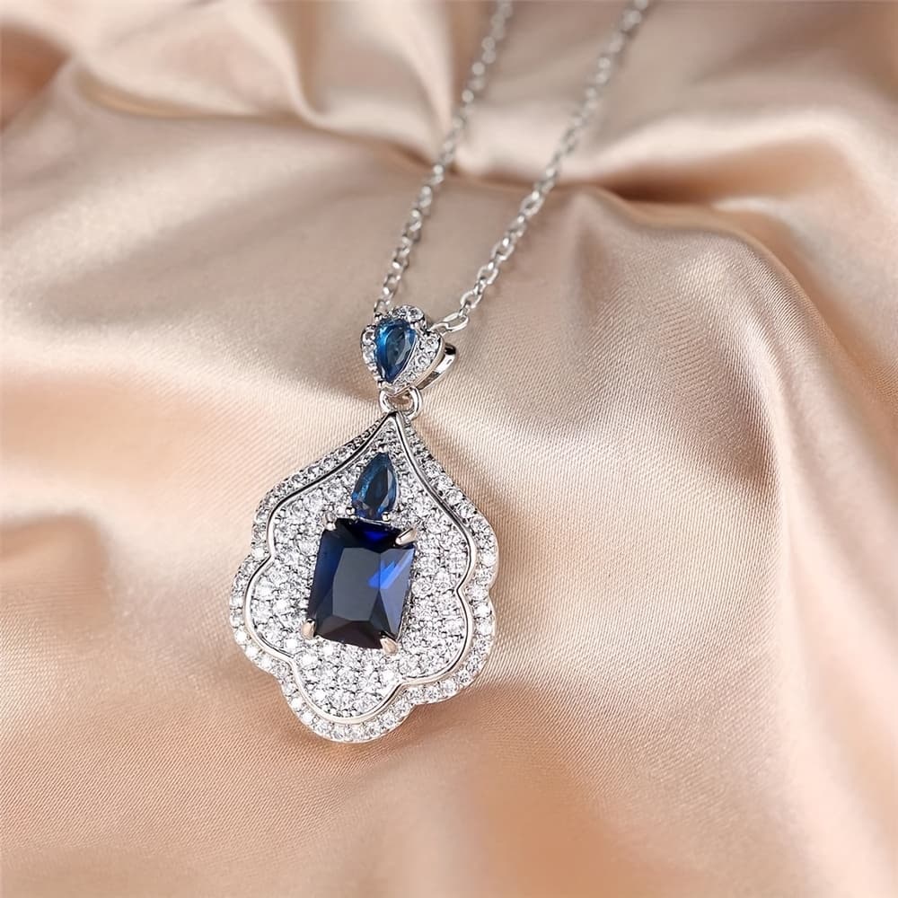 TEMU Luxurious Zirconia Flower-shaped Pendant Women's Fashion Necklace Party Birthday Gift Engagement Wedding Necklace Anniversary Present