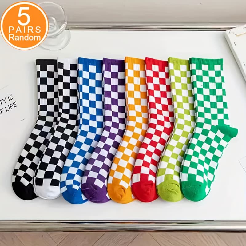 TEMU 5 Pairs Random Women\'s And Men\'s Summer Mid-calf Socks, Black And White Checkered, Versatile For Autumn And Winter, Easy Streetwear, Skateboard, Hip-hop Fashion