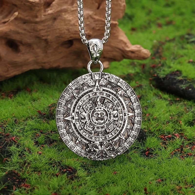 TEMU Ancient Egyptian Old For Man Pattern Disc Necklace For Men And Women Carved Disc Pendant Geometric Jewelry Accessories Gift