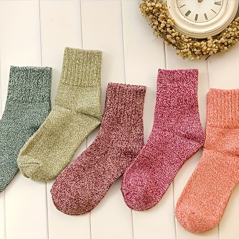 TEMU 5 Pairs Of Women's Plush Mid-calf Thermal Socks In 1 Pack. Winter Women's Ethnic Style Colored Thread Knitted Thickened Women's Socks