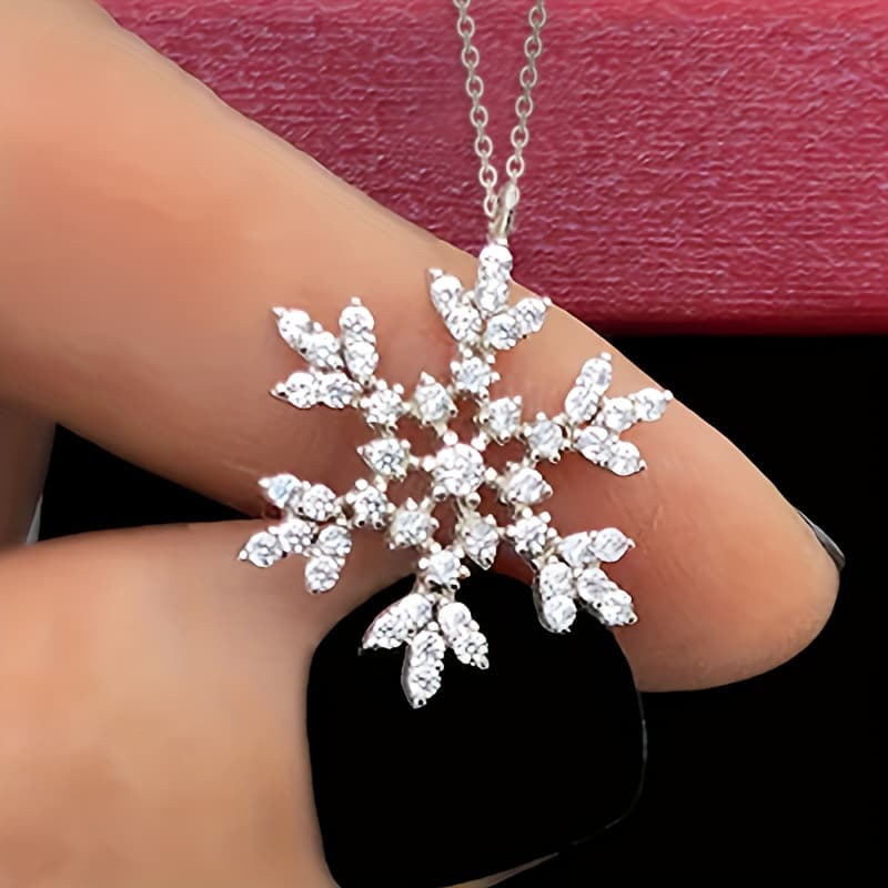TEMU 1 Women's Fashion Pendant Necklace Luxurious Snowflake Shaped Cubic Synthetic Zirconia Inlaid Necklace For Wedding And Banquet Jewelry Christmas Accessory Gift