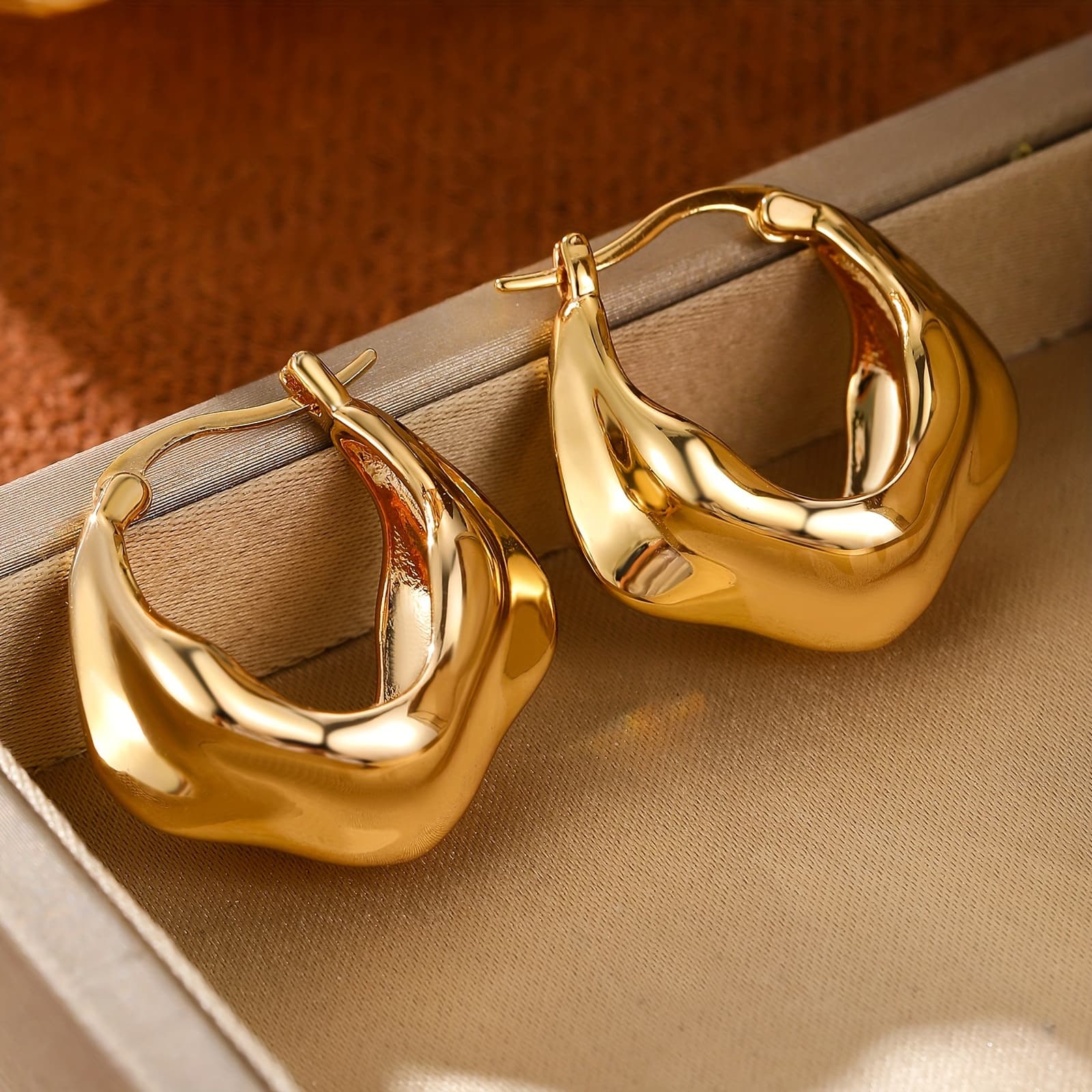 TEMU 1 Pair ' Geometric Middle Eastern Directional Hoop Earrings, Easy To Match For Daily Wear Or Evening Wedding, Exquisite And High-end - ' Jewelry, Holiday Gift For Valentine's Day And Thanksgiving