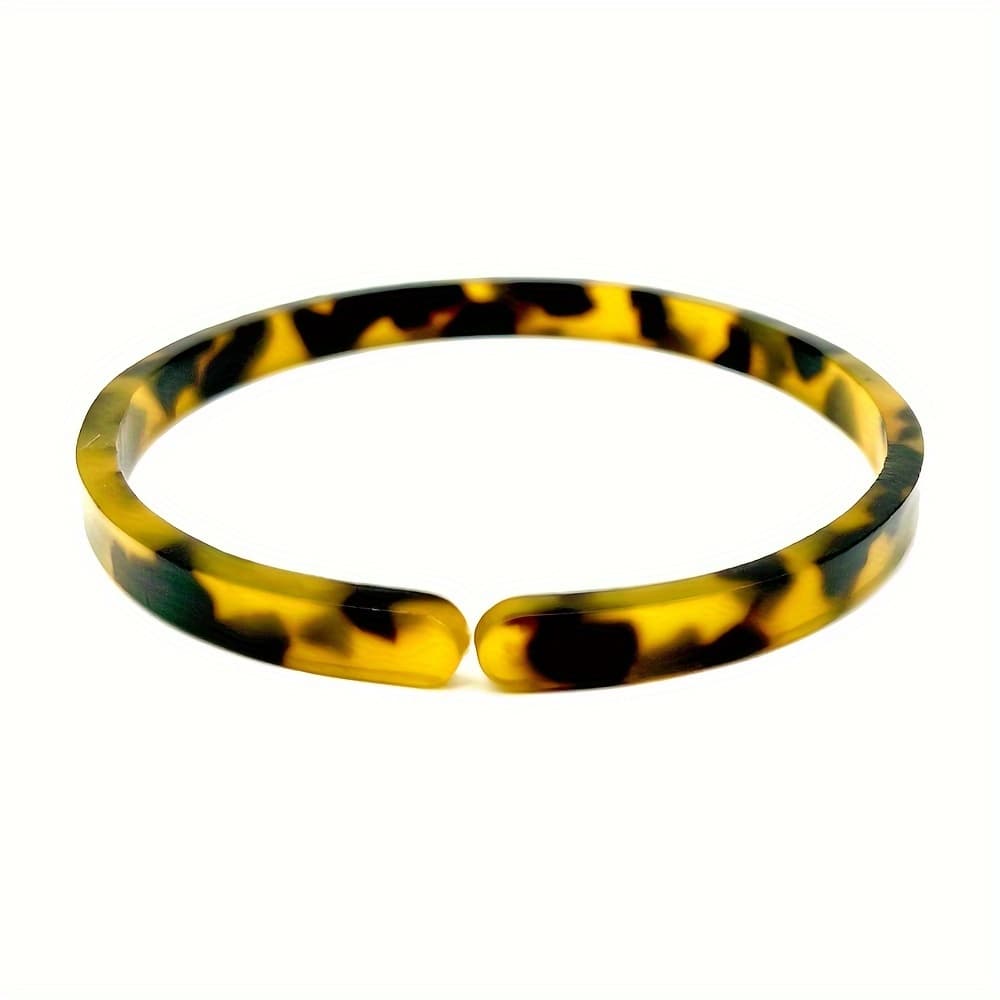 TEMU 1pc Ultra-thin 0.6cm Vibrant Acrylic Open Bangle Bracelet - Lightweight, Colorful Design Perfect For Women' Wear & Vacation Accessory