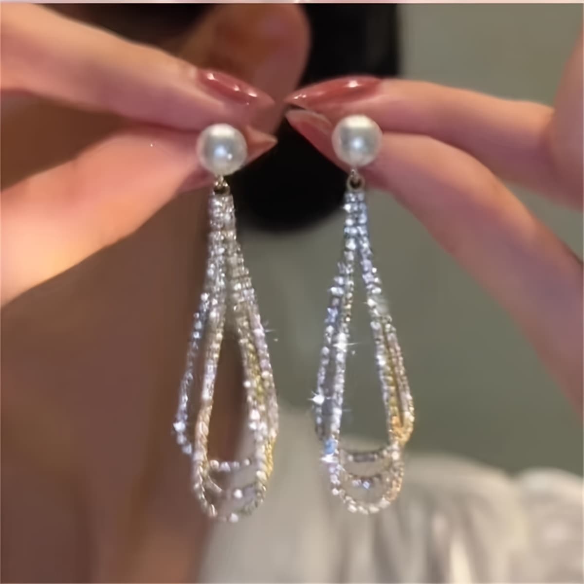TEMU 1pc () Shining Smart Fringed Zirconia Pendant Earrings, Bright Crystal Pendant Metal Chain Design, Elegant Swaying Ear Charm, Engagement Thanksgiving Valentine's Day Romantic Gift