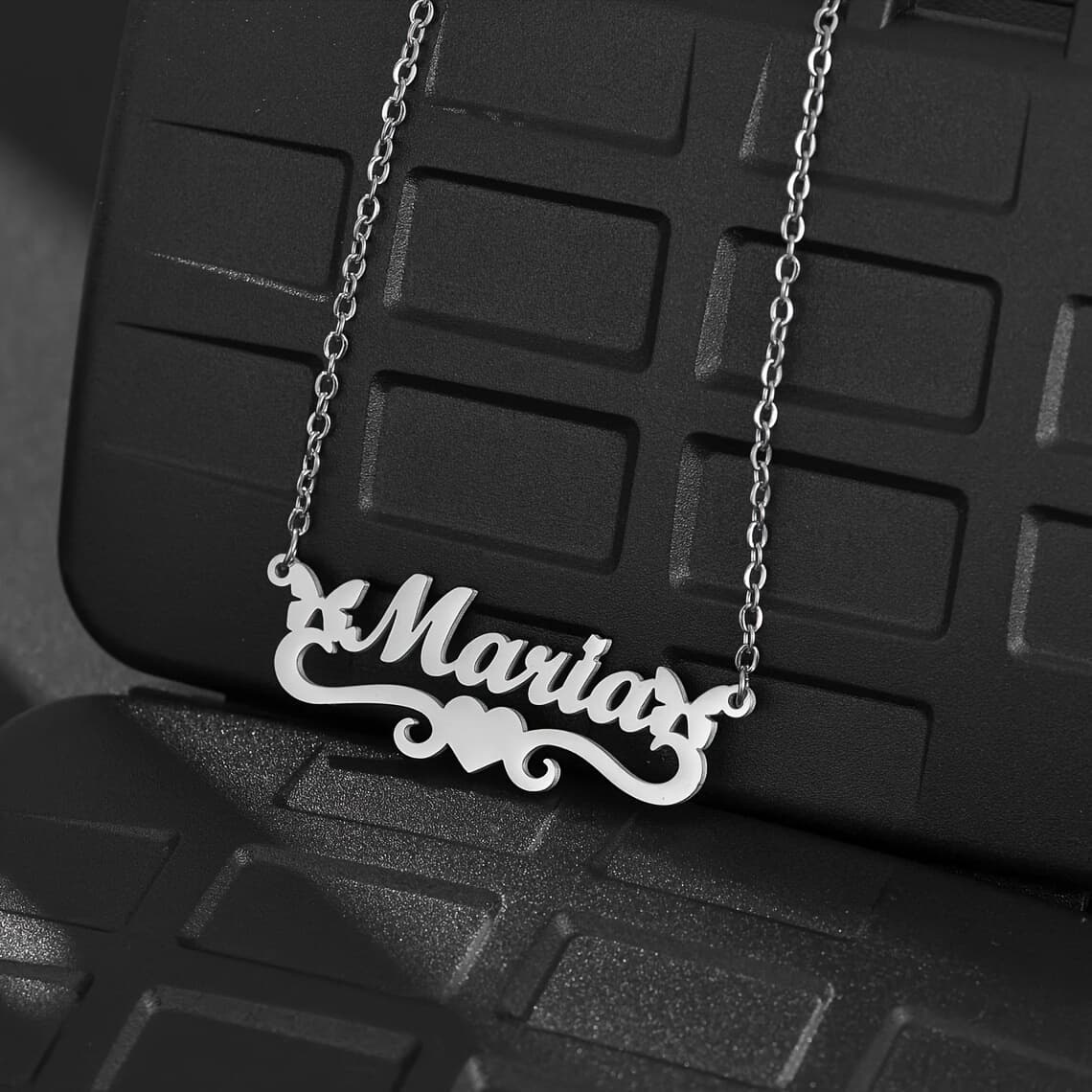 TEMU Stainless Steel Custom Heart Pendant Necklace Silvery Name Women's Fashion Minimalist Jewelry Personalized Engraved Pendant Necklace Casual Attire Accessory