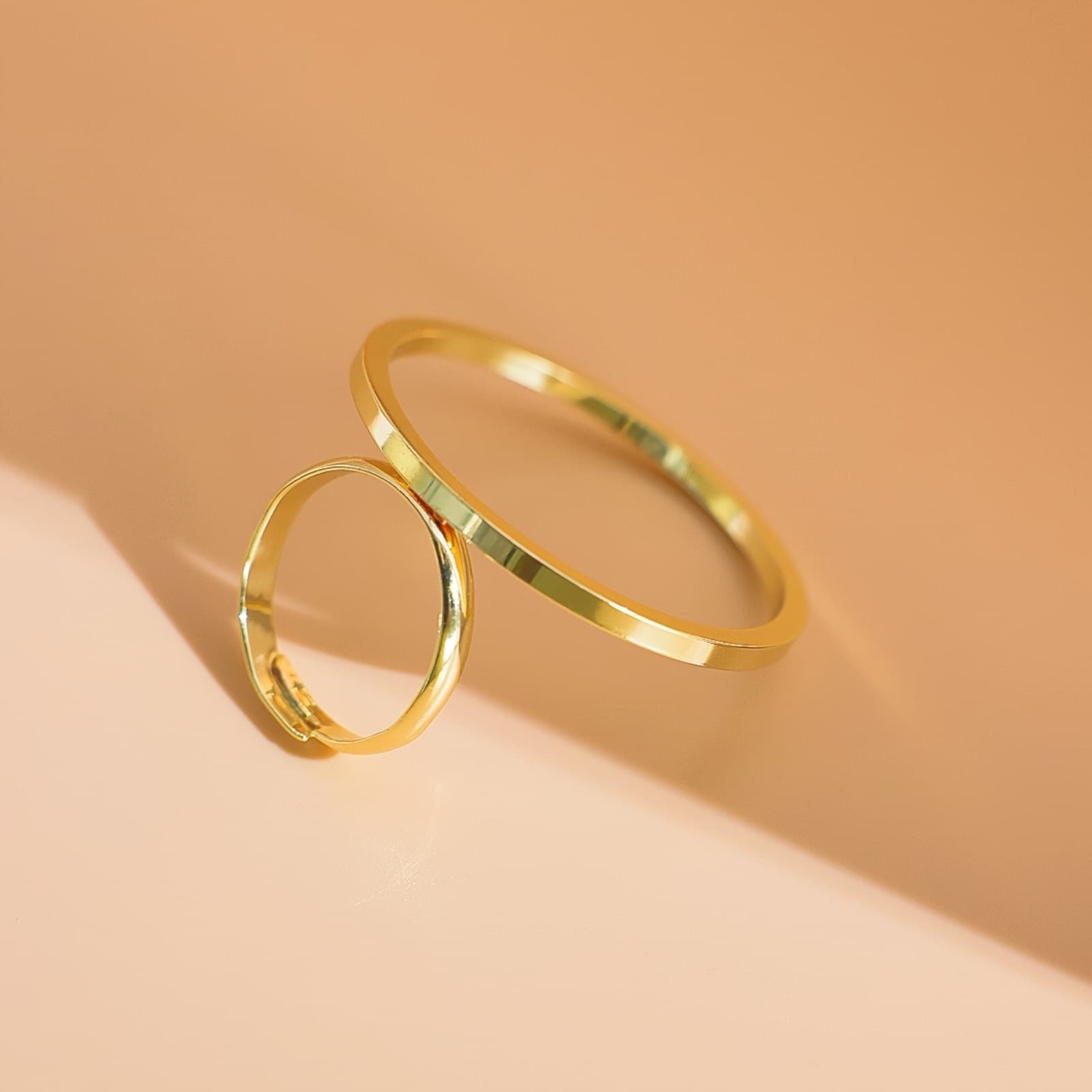 TEMU 1pc Retro European And Geometric Hollow Circular Rings, Fashionable And Personalized For Women, , Elegant Temperament, Statement Jewelry, A Gift For A Mother And Daughter On Valentine's Day