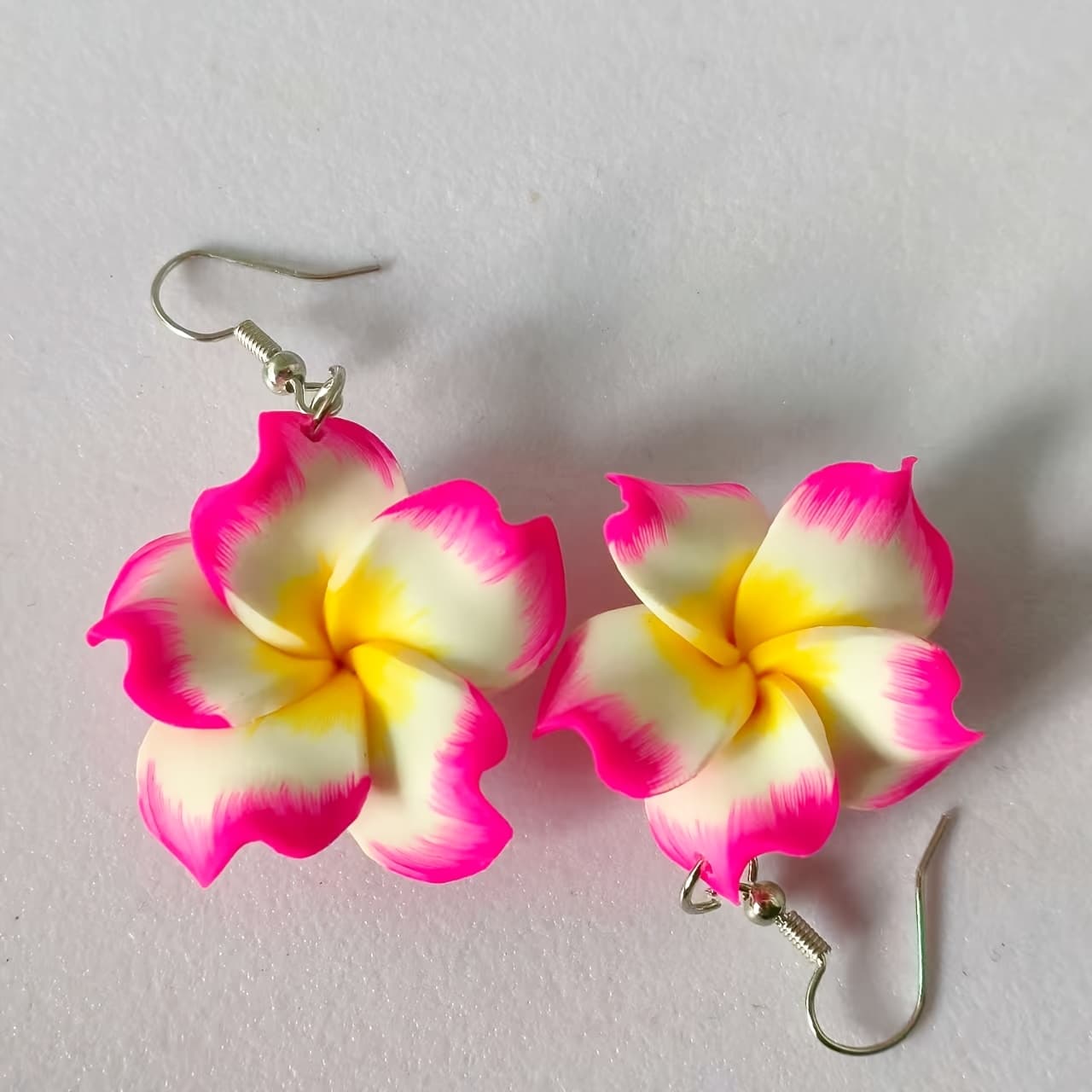 TEMU 1 Pair Women's Earrings, Vacation Soft Pottery Flower Egg Flower Hanging Earrings, Jewelry Additions, Birthday Gifts, Party Gifts