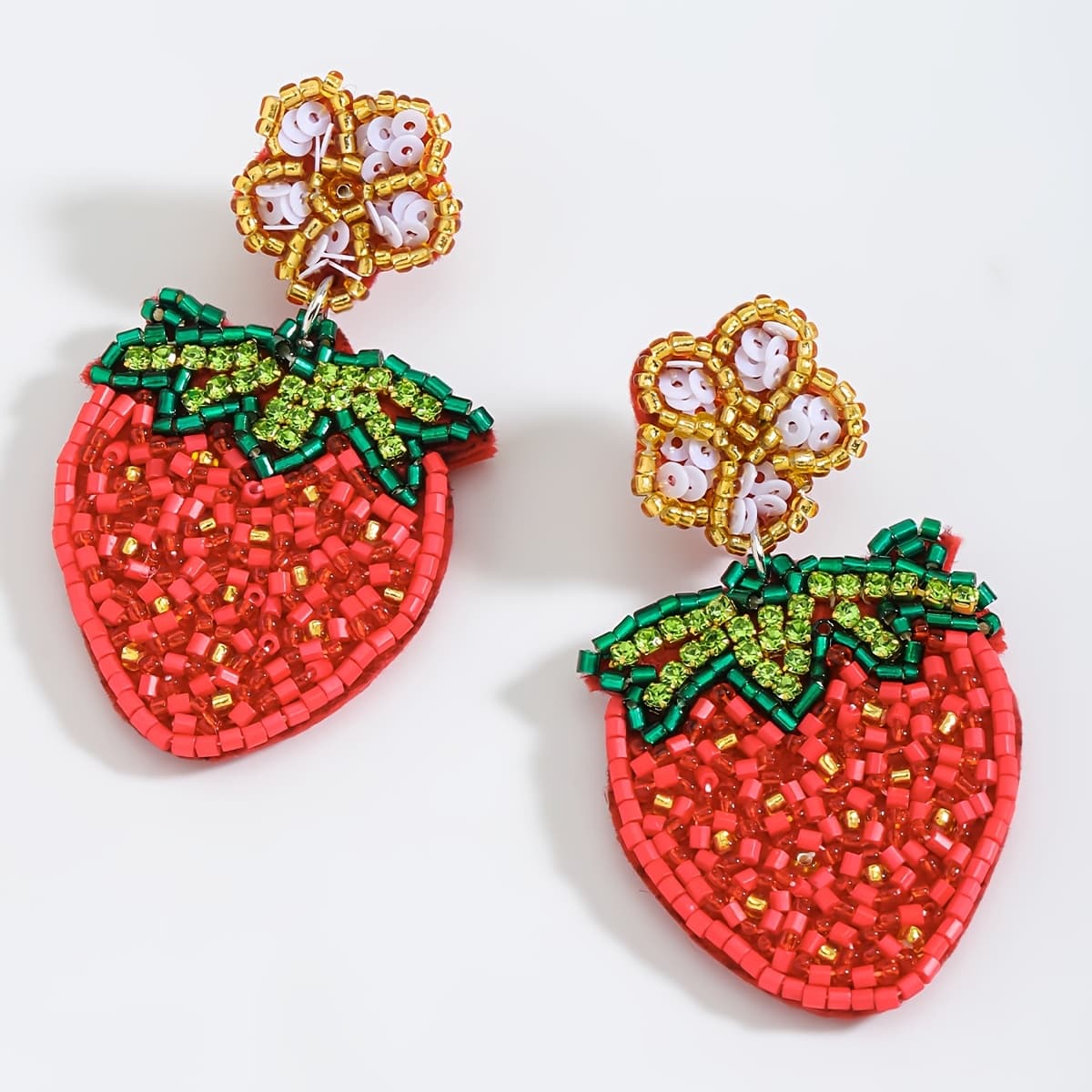 TEMU Adorable Handmade Beaded Strawberry Earrings, Featuring A Bohemian-style Cartoon Fruit Theme, Making Them An Ideal Gift For
