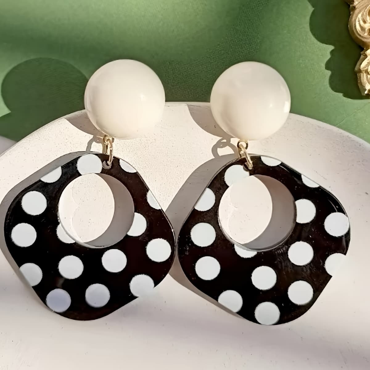 TEMU Elegant Retro Style Black And White Polka Dot Hollow Large Dangle Earrings - 1 Pair Fashion Statement Jewelry