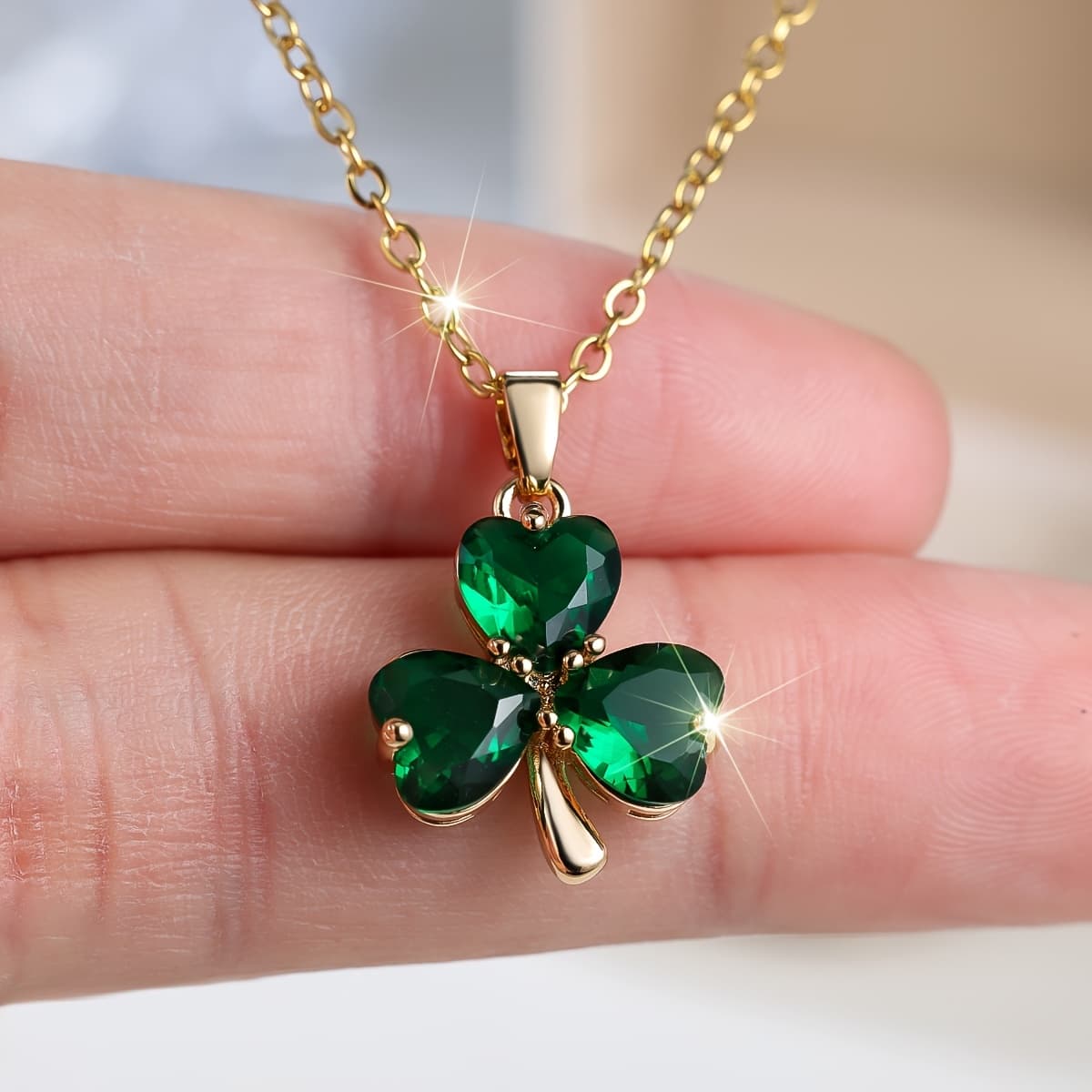 TEMU A Unique Three-leaf Green Leaf-shaped Women's Fashion Pendant Necklace, A Party Birthday Gift For Daily Wear To 's Day
