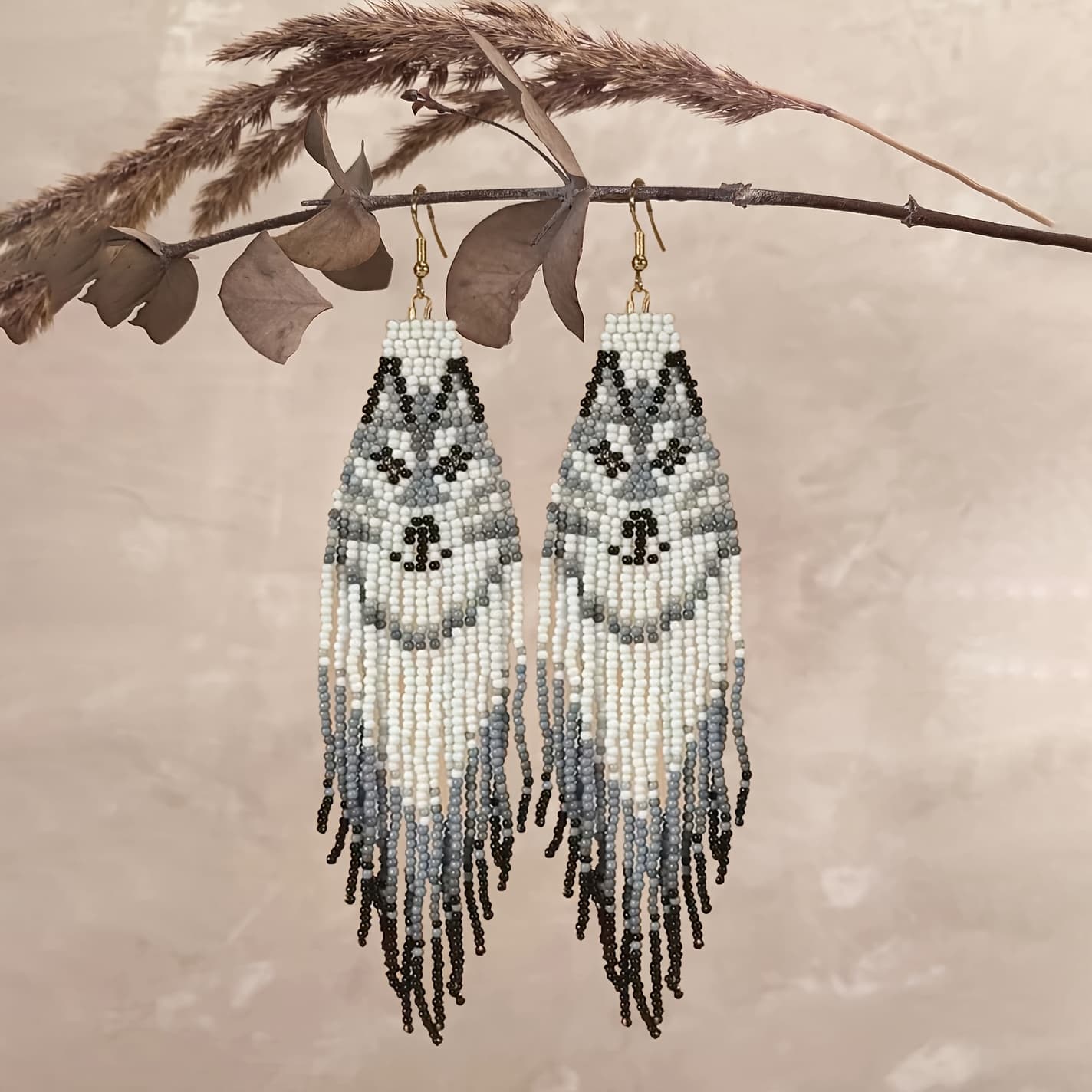 TEMU Artisan- Vintage Bohemian Long Beaded Tassel Earrings In White And Brown Featuring An Arctic Wolf Design, A Chic Fashion Piece Use Or As A Gift For And Sisters, Unique Jewelry Ideal For