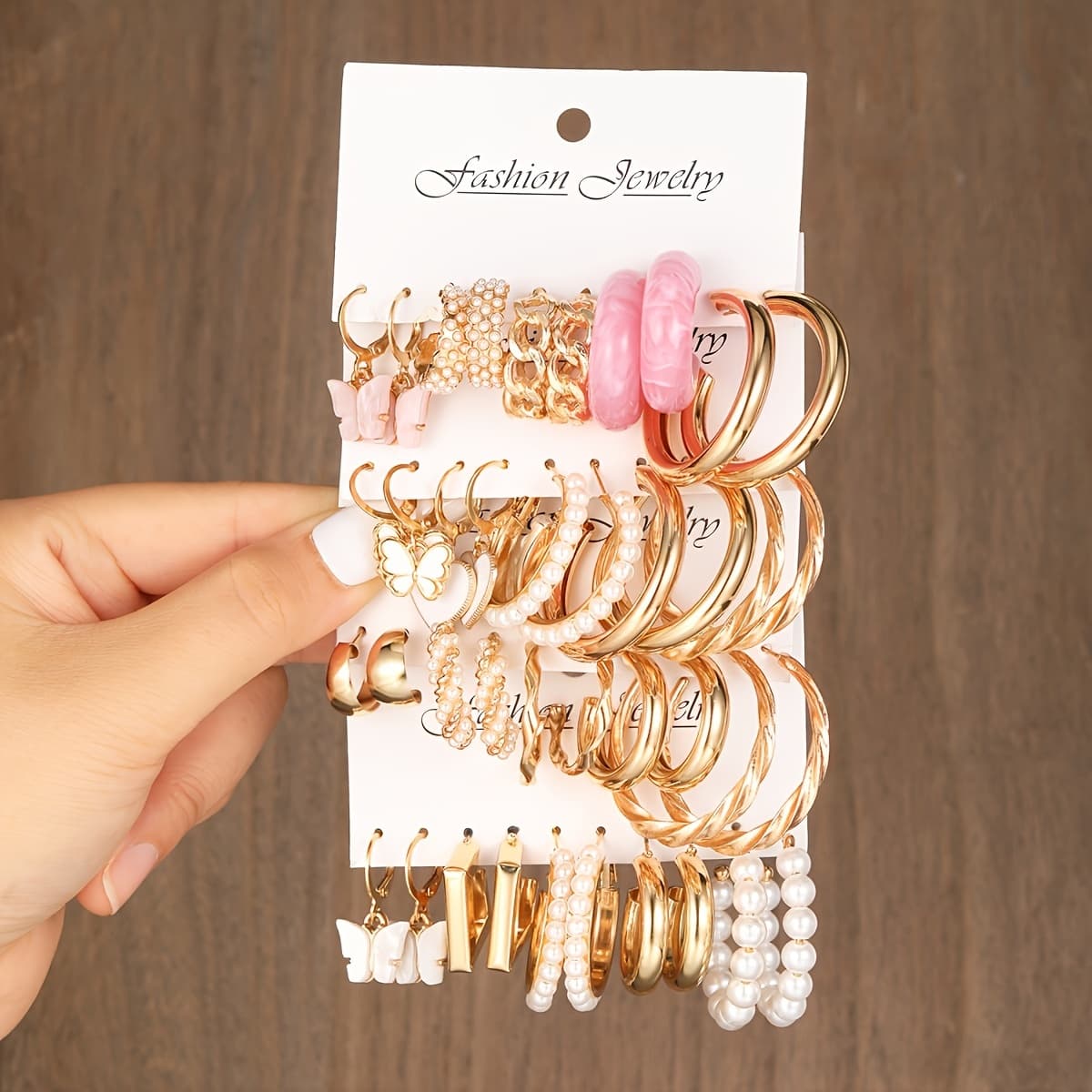 TEMU A Set Of 40 Stylish And Easy Geometric Earrings Featuring Pearls And Designs, Perfect For Women's Autumn And Winter Outfits, Suitable For , Parties, Vacations, Dates, And Gifting