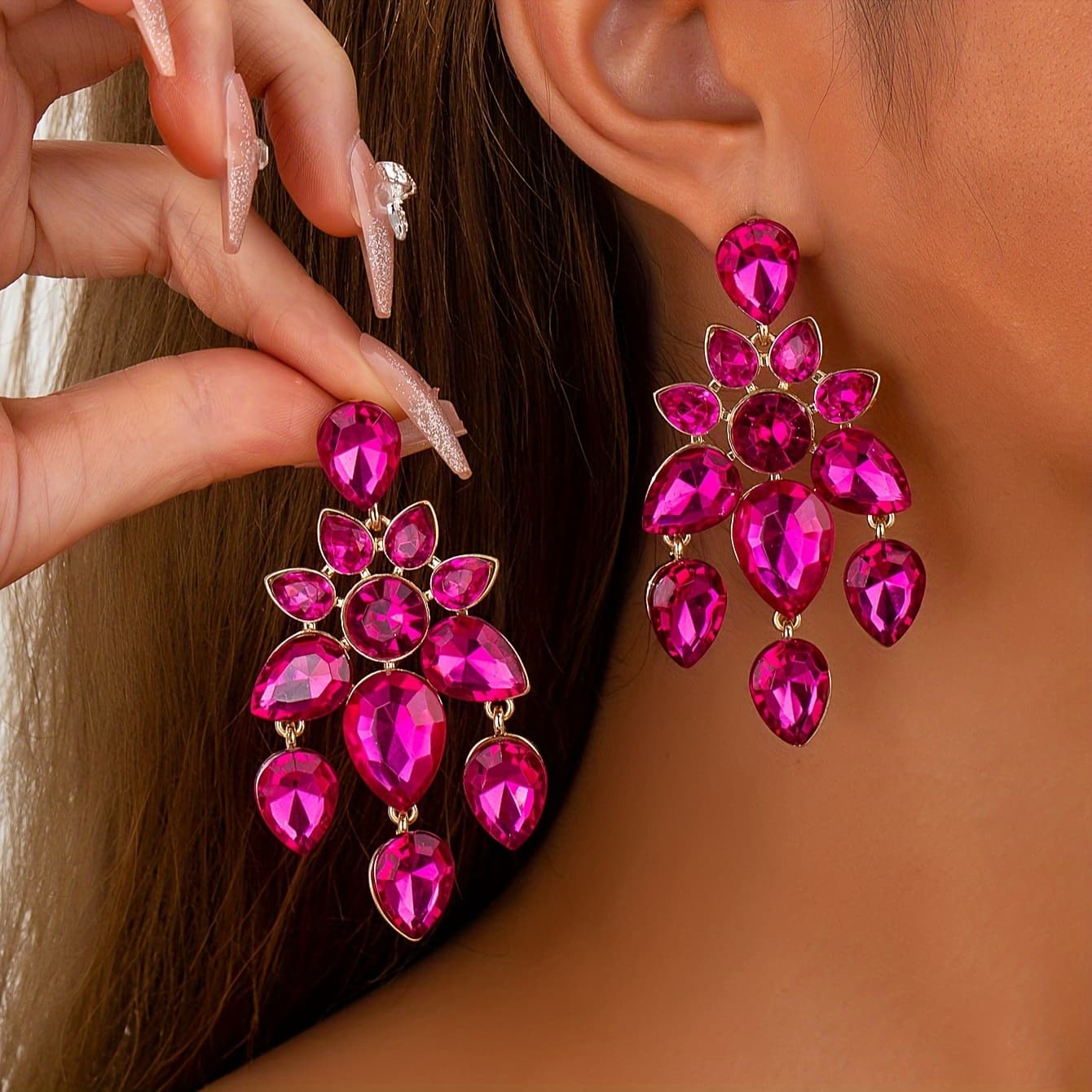 TEMU Pair Of Vibrant Light Luxury Temperament Ear Tassels